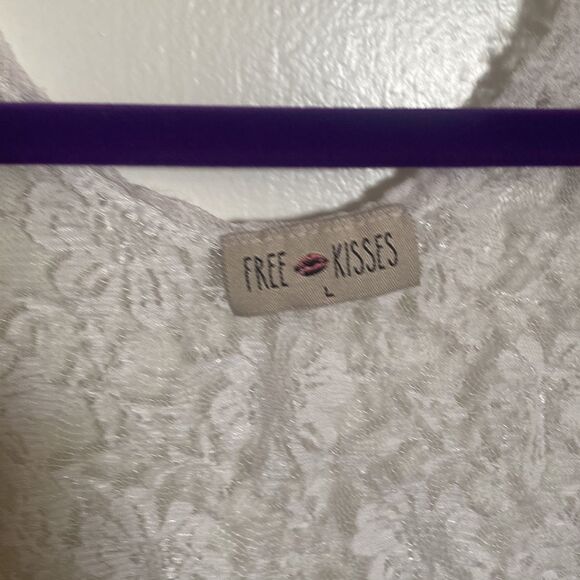 white lace overlay shall/camono- Size Large - Picture 5 of 6